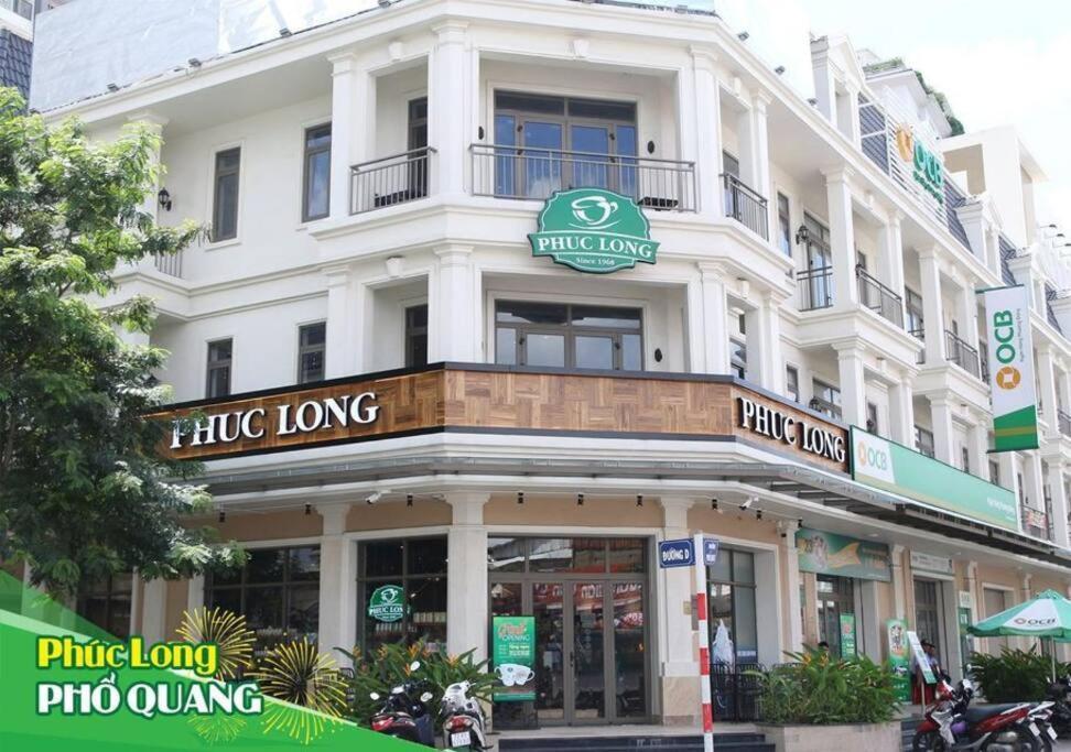 Orchard Park View Apartment-5 Minutes From Airport Appartement